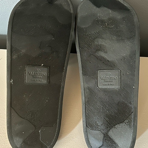 Valentino slides - Picture 4 of 6